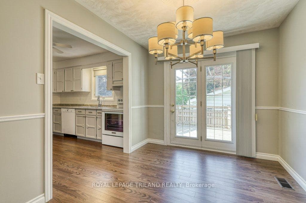 10 Erinlea Drive photo 17