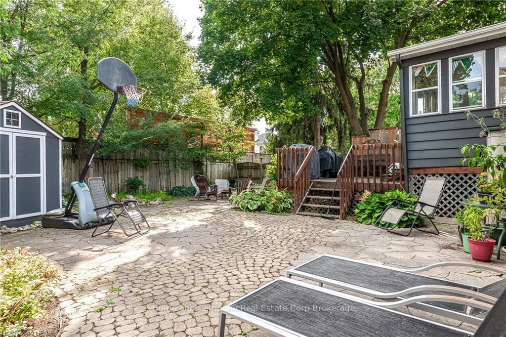 103 HIBERNIA Street photo 38
