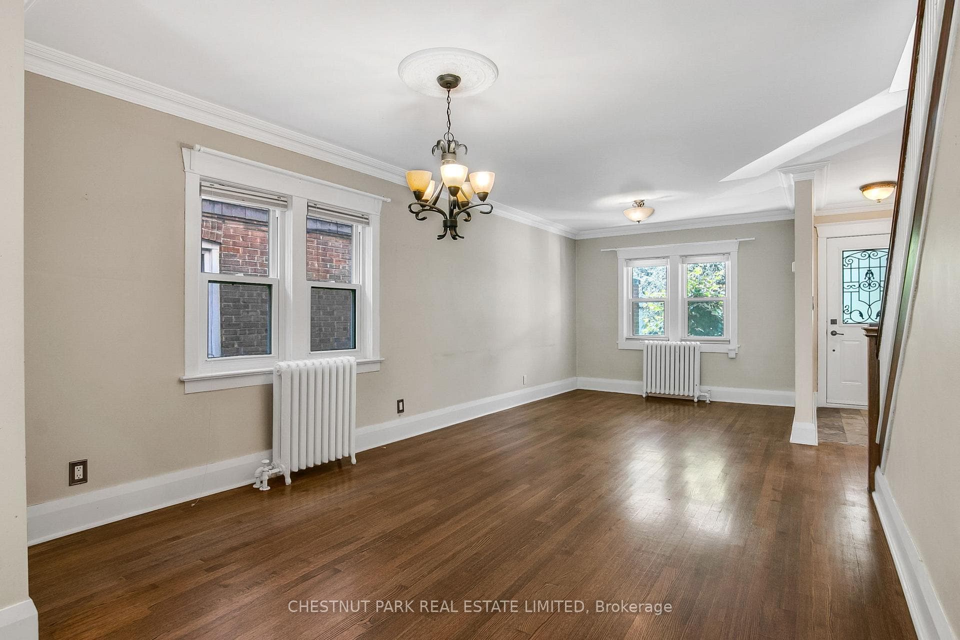 484 Merton Street photo 14