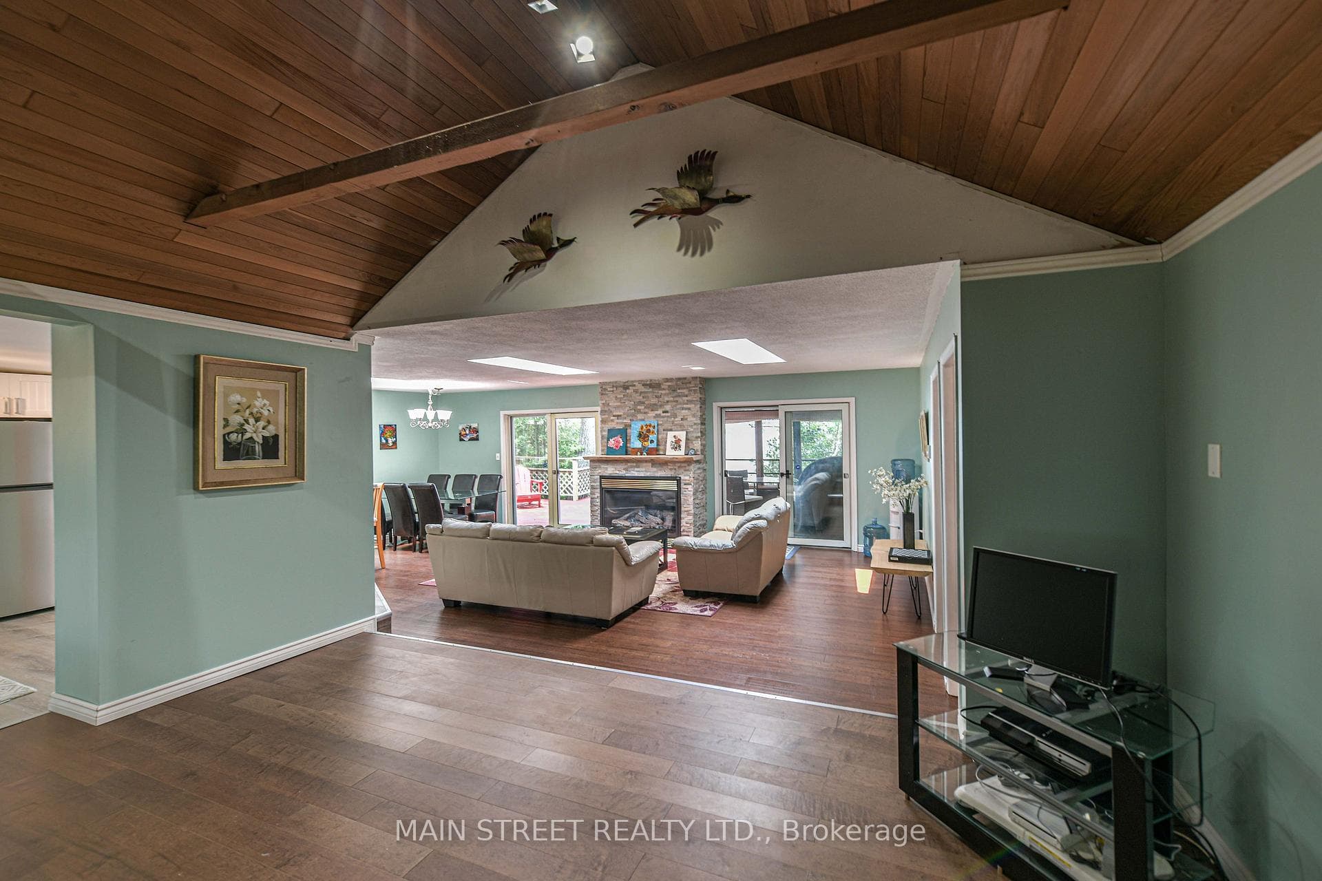 1310 Black Beach Lane photo 11
