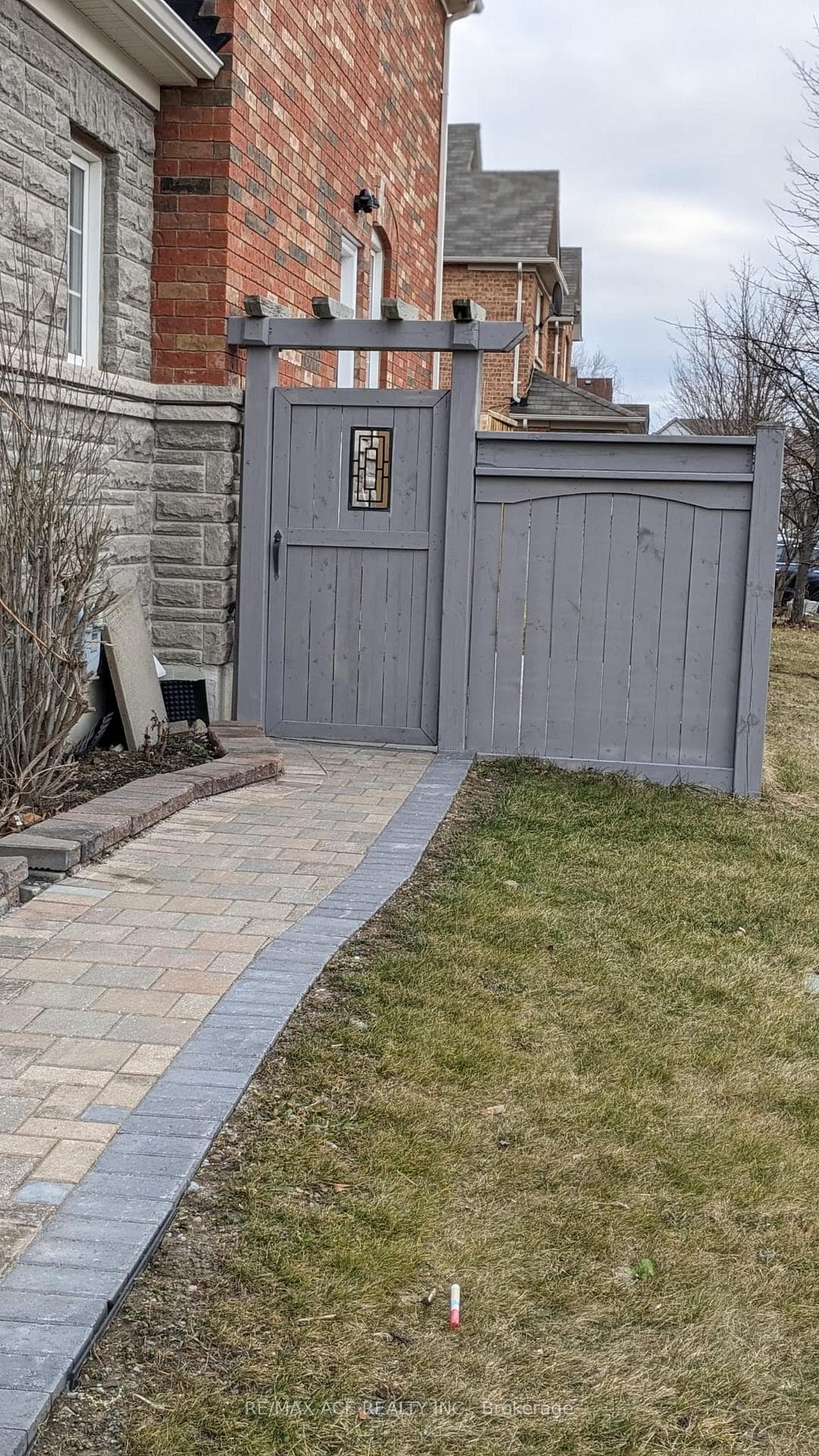 15 Bamblett Drive Unit Bsmt photo 2