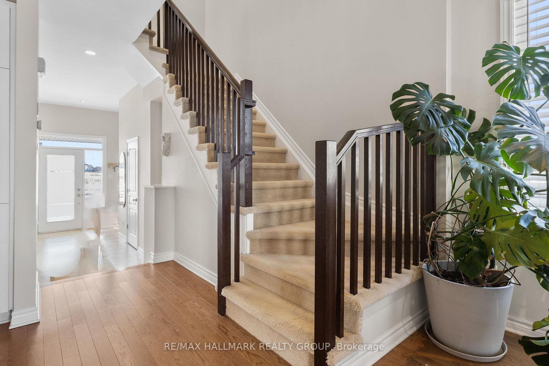 Staircase with modern railing detail