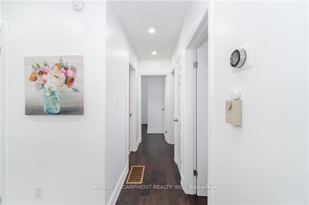 327 East 16th Street photo 13