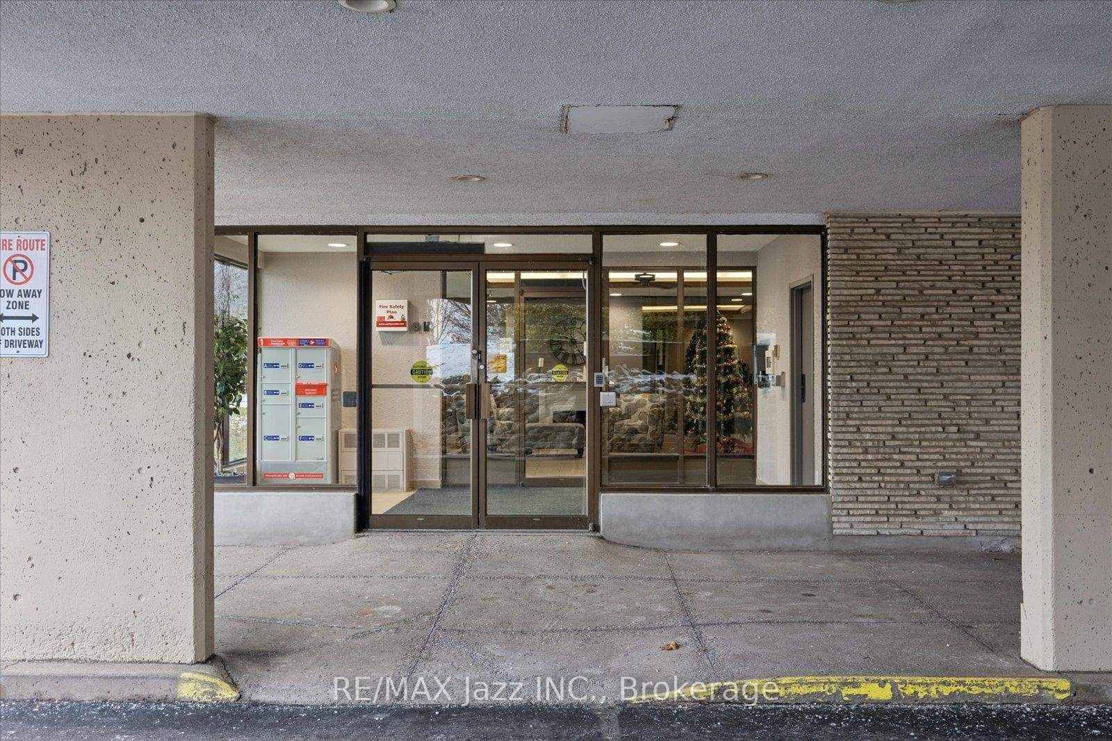 120 Elgin Street Unit 102 photo 2
