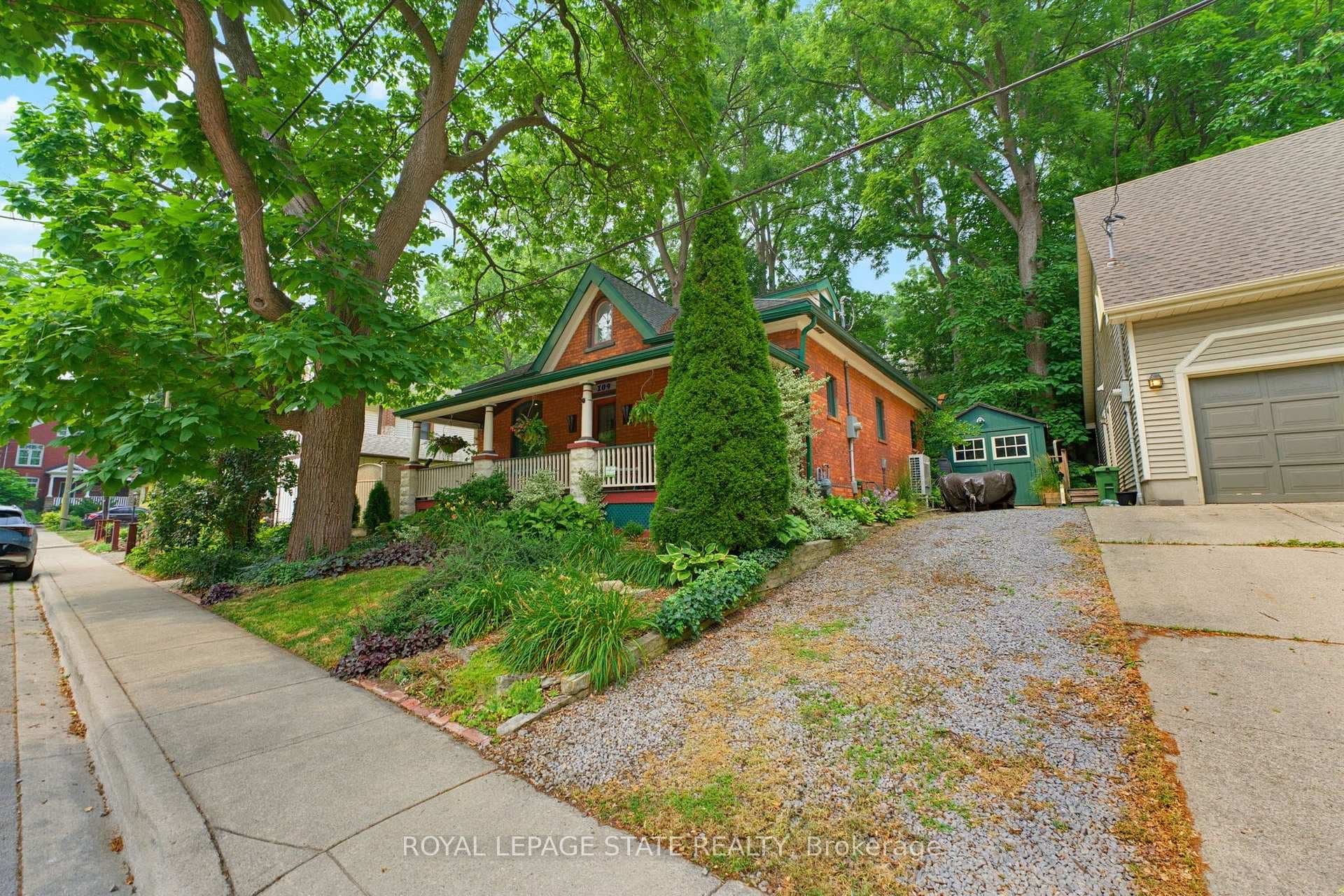 109 Victoria Street photo 2