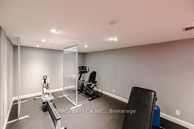 22 Wellesley Street Unit 807 photo 29