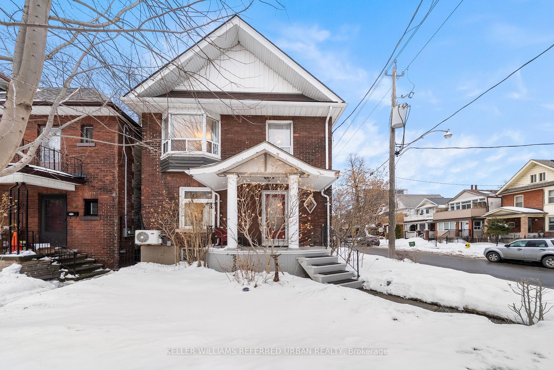 12 Cowan Avenue photo 35