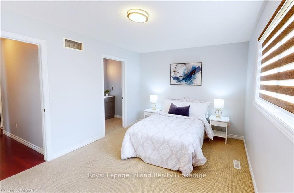 619 SOUTHWOOD Way photo 15