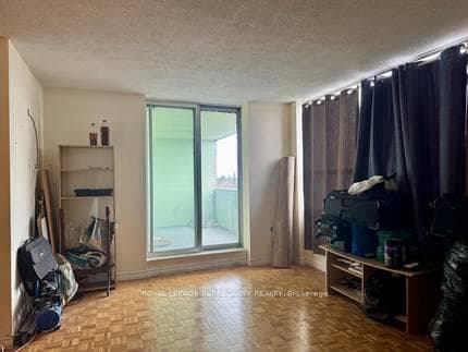 40 Panorama Court Unit 605 photo 3