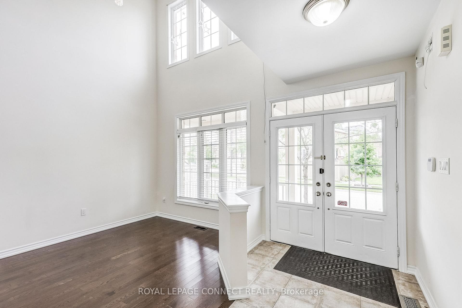 30 Oswell Drive photo 3