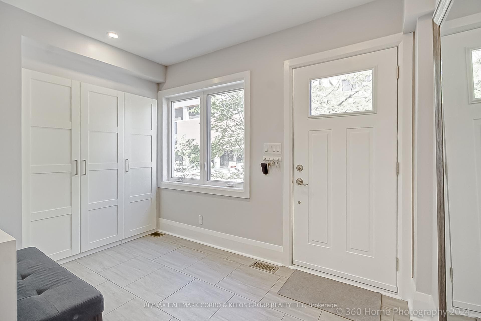 595 Sammon Avenue photo 3
