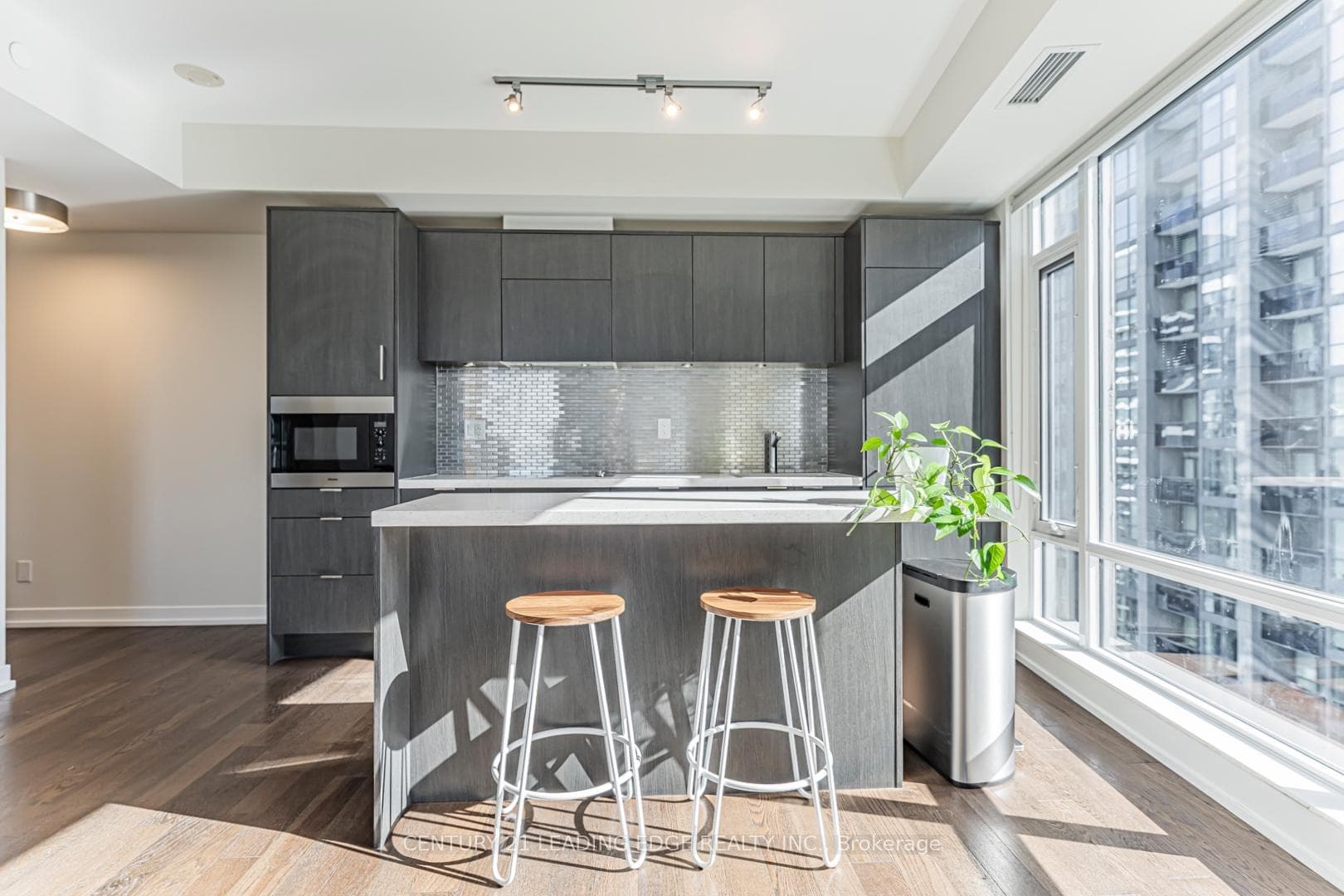 21 Widmer Street Unit 3309 photo 17