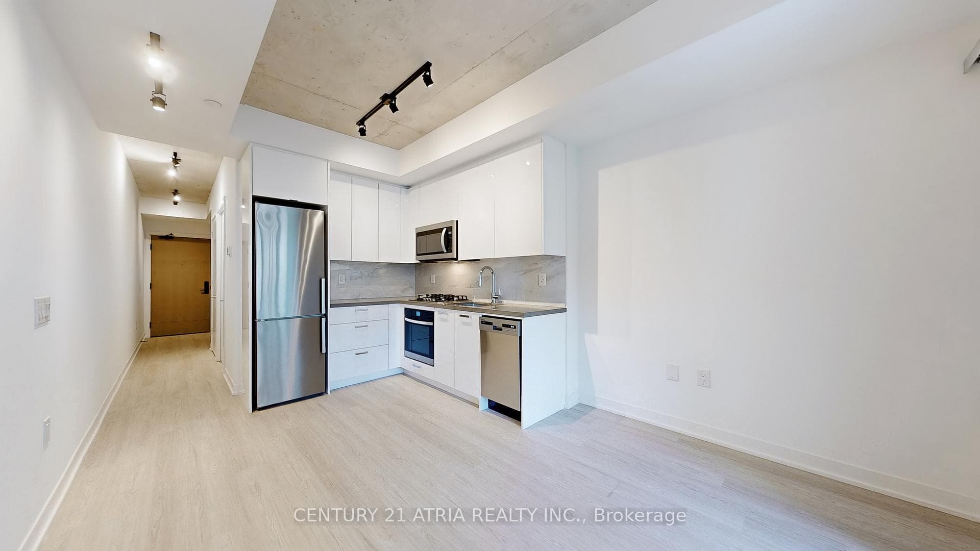 195 McCaul Street Unit 513 photo 8