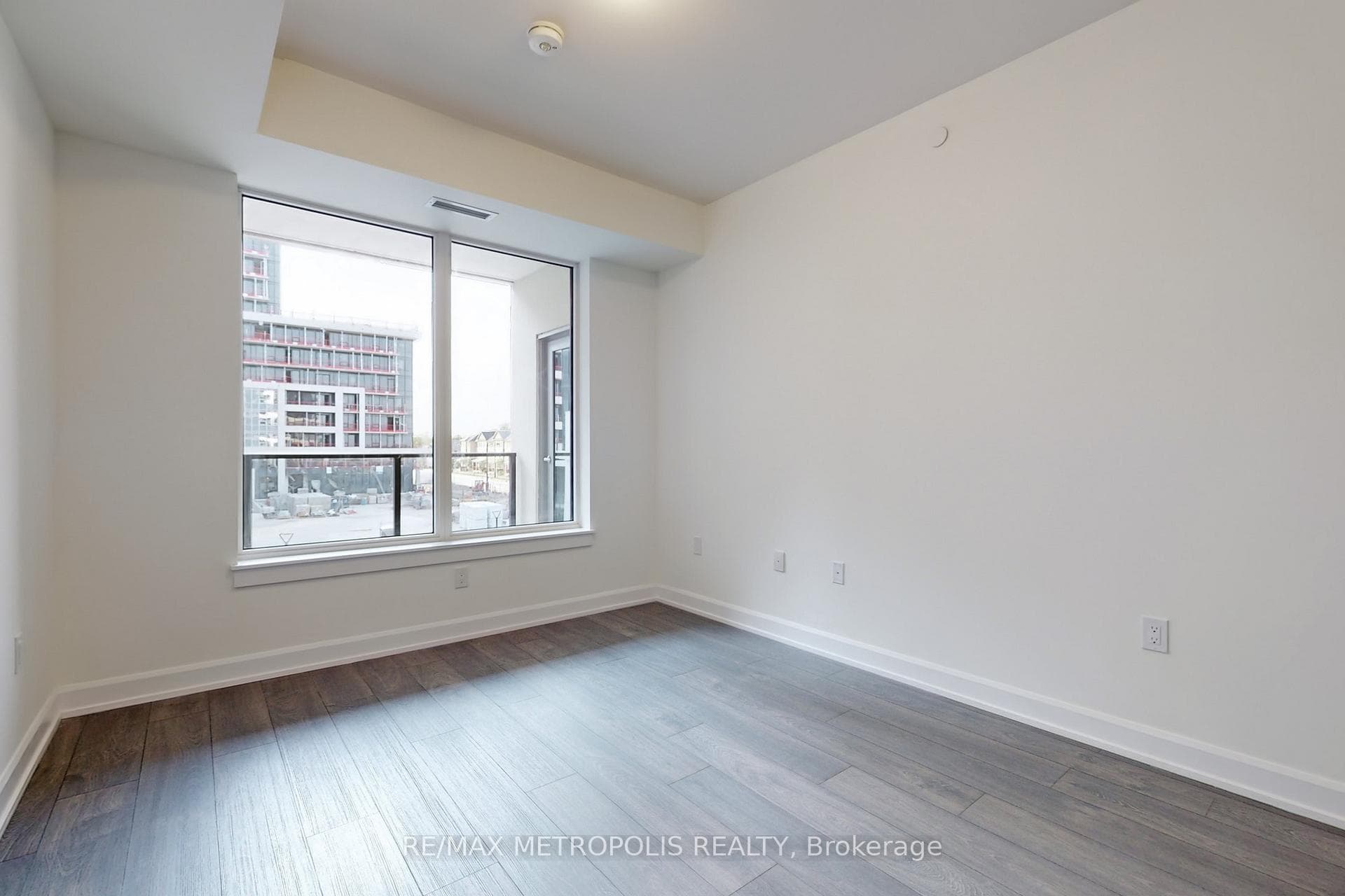 3200 William Coltson Avenue Unit 304 photo 27