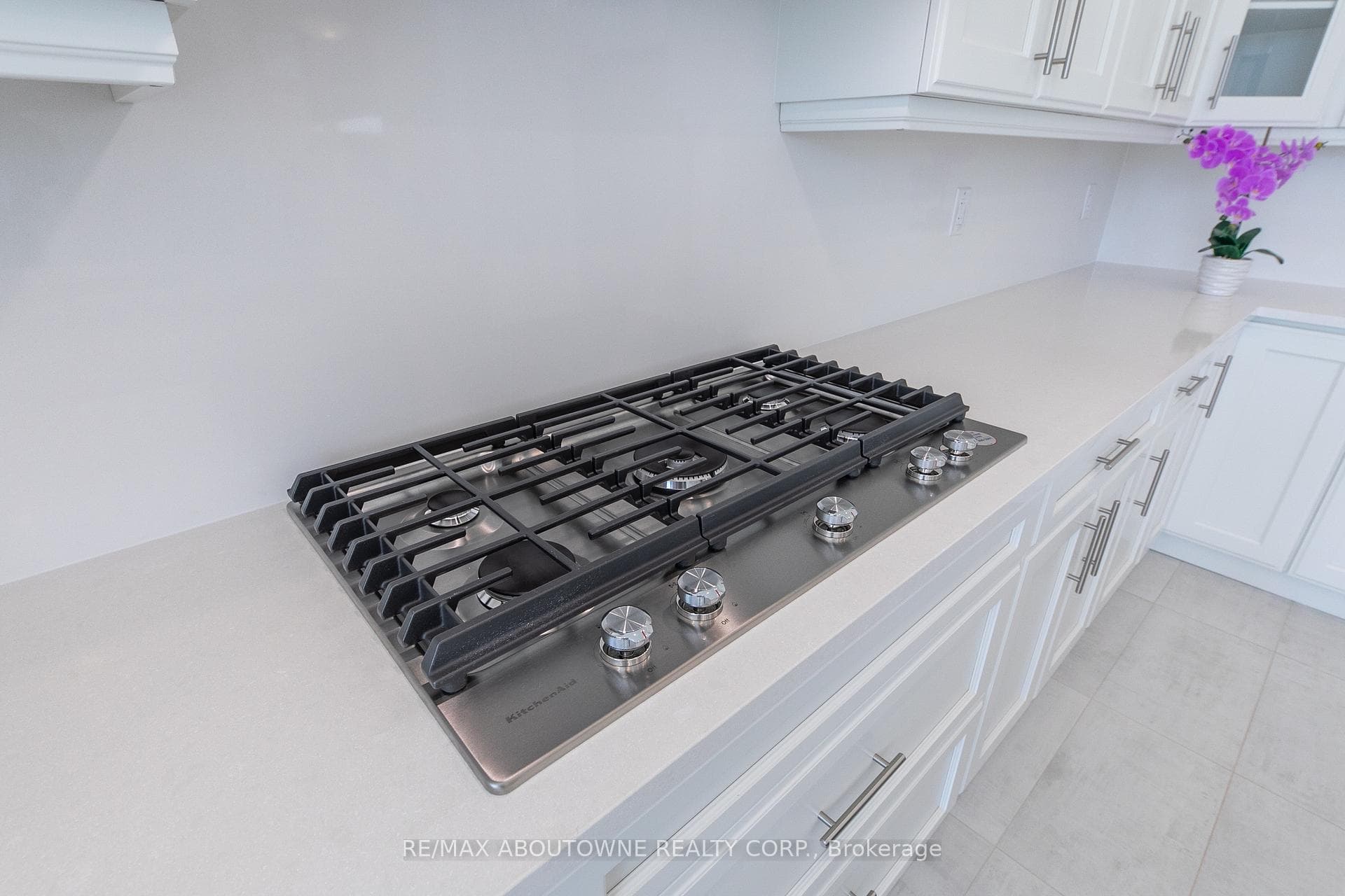 3319 Harasym Trail photo 10