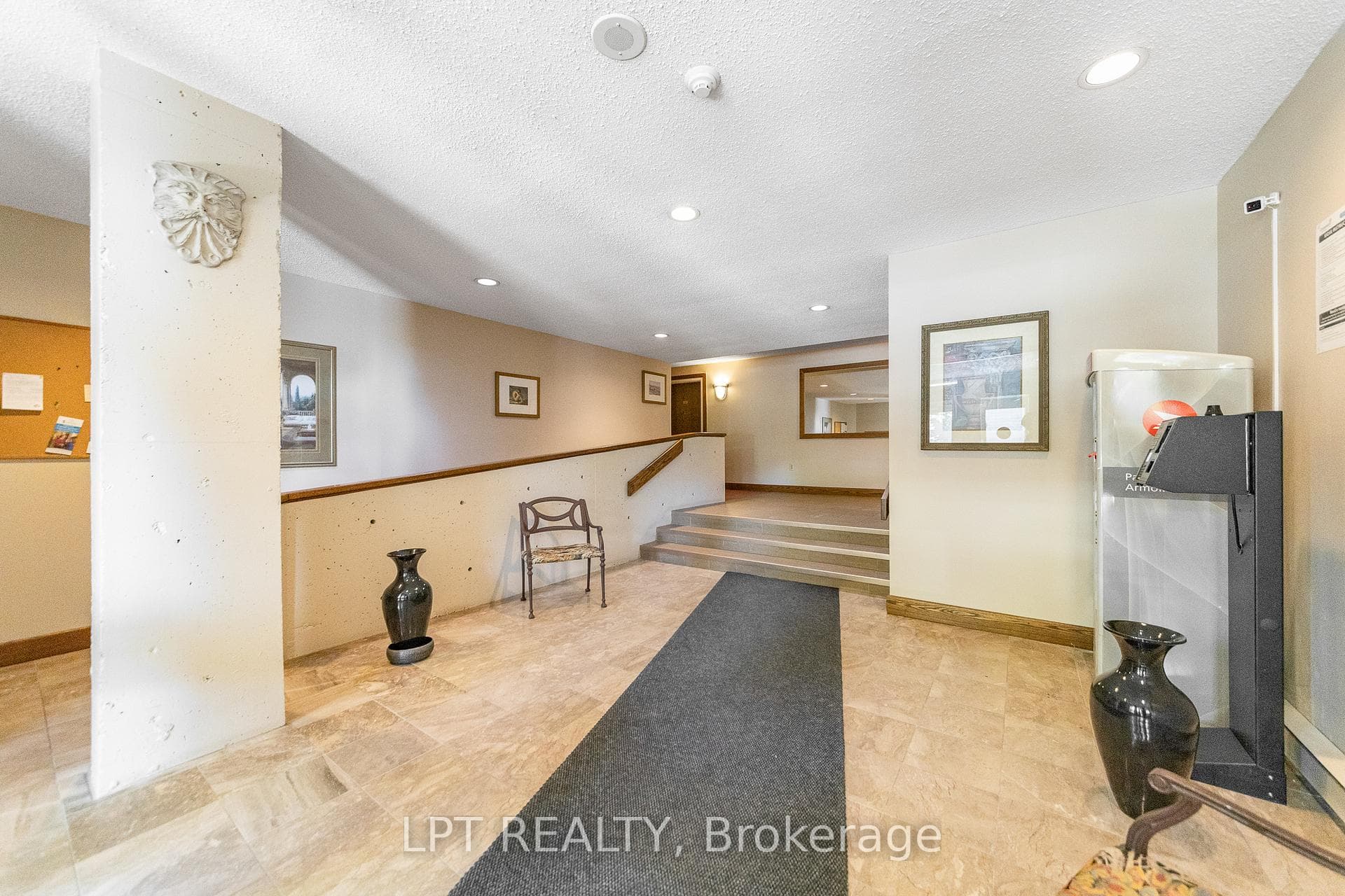 1177 Belanger Avenue Unit 206 photo 5