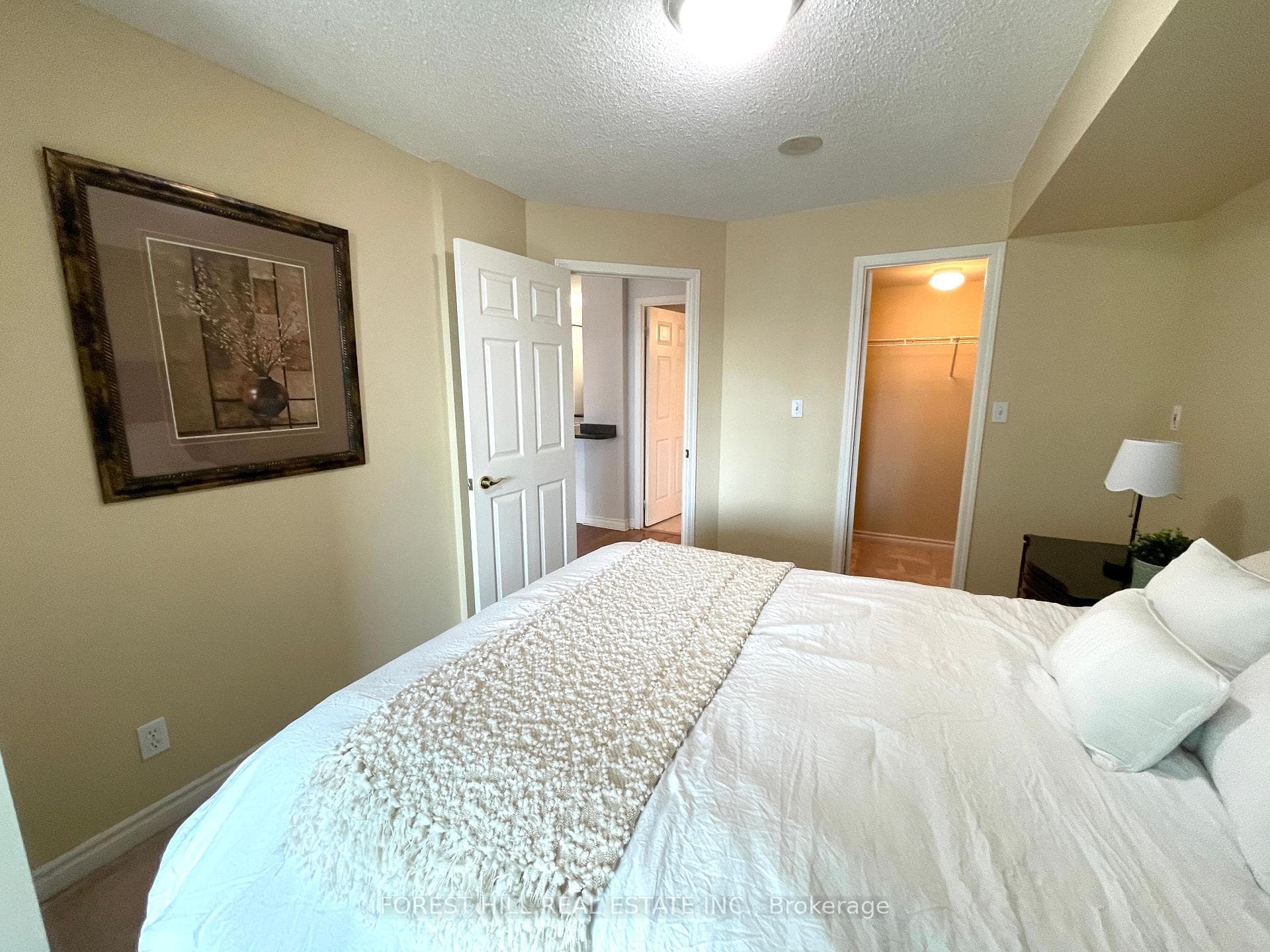 18 Spring Garden Avenue Unit 2901 photo 10