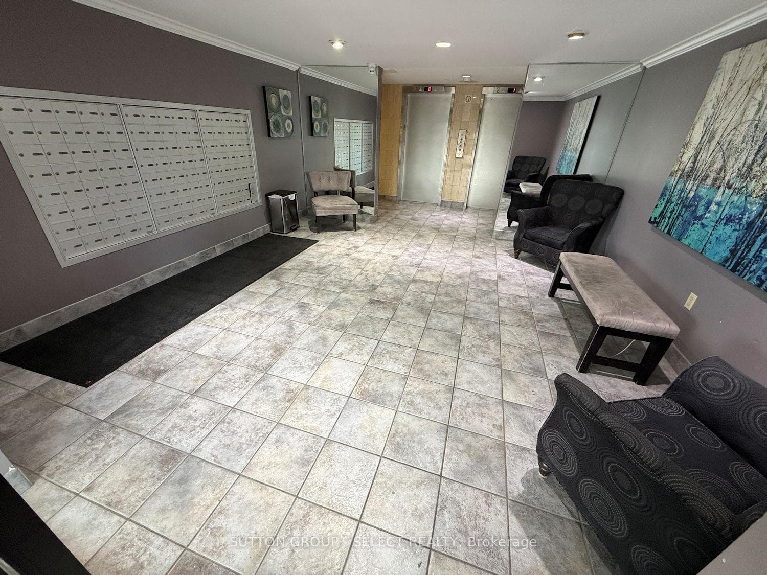 600 Grenfell Drive Unit 810 photo 4