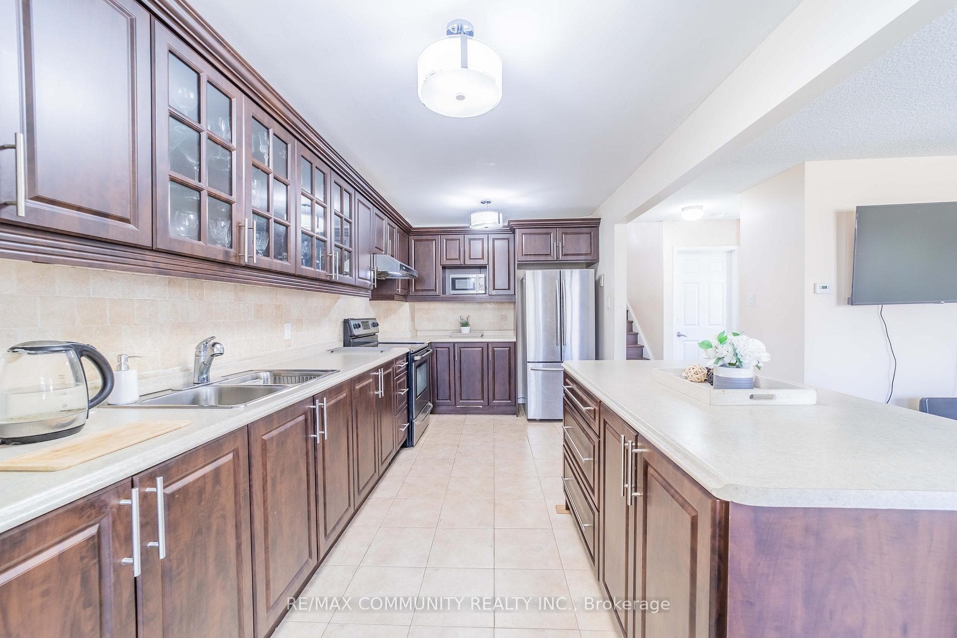 23 Coxworth Crescent photo 14
