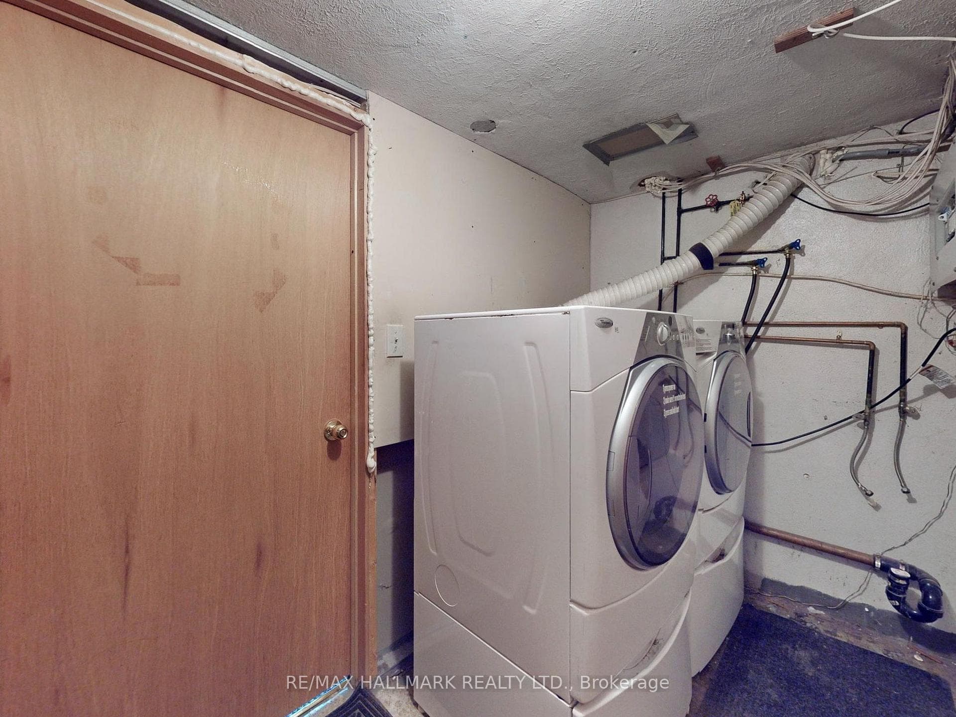 37 Lindsay Avenue photo 30