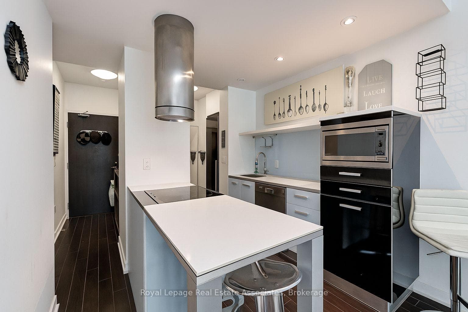 38 Dan Leckie Way Unit 2106 photo 17