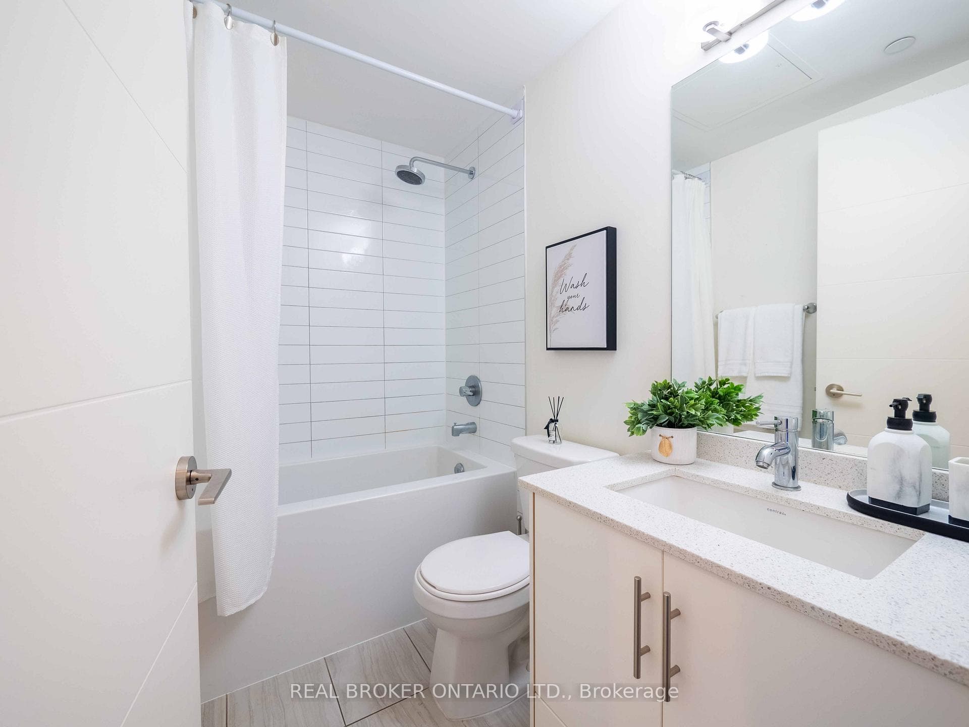 460 Adelaide Street Unit 1220 photo 15