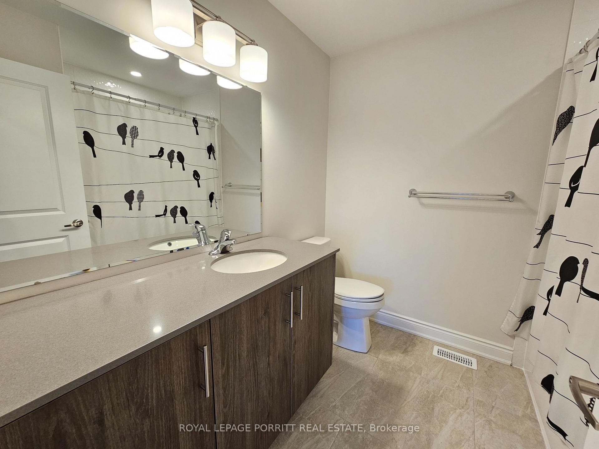 208 Mallory Terrace photo 8
