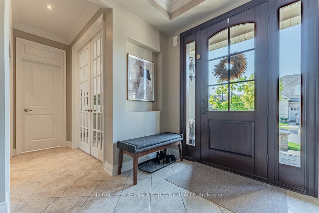 313 Peregrine Way photo 3