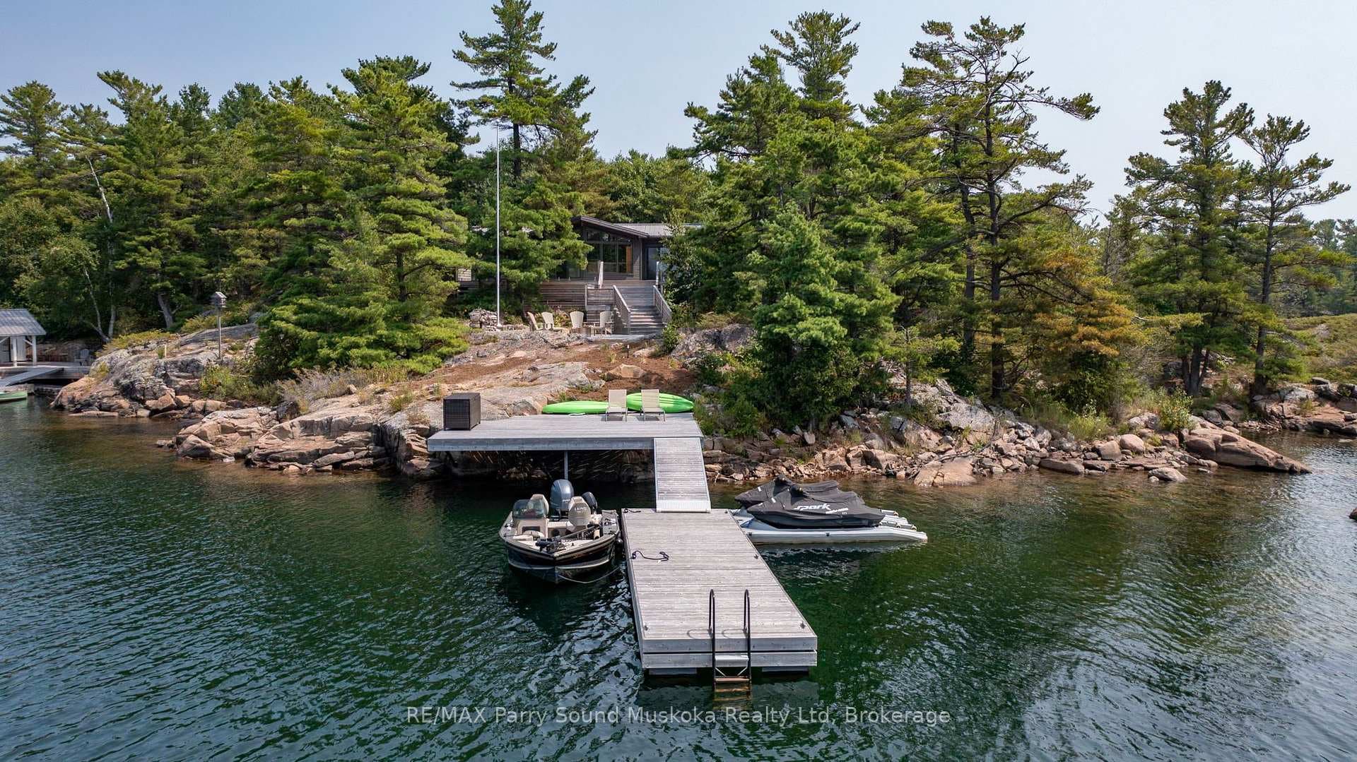2 A258 (Blueberry Point) Island photo 1