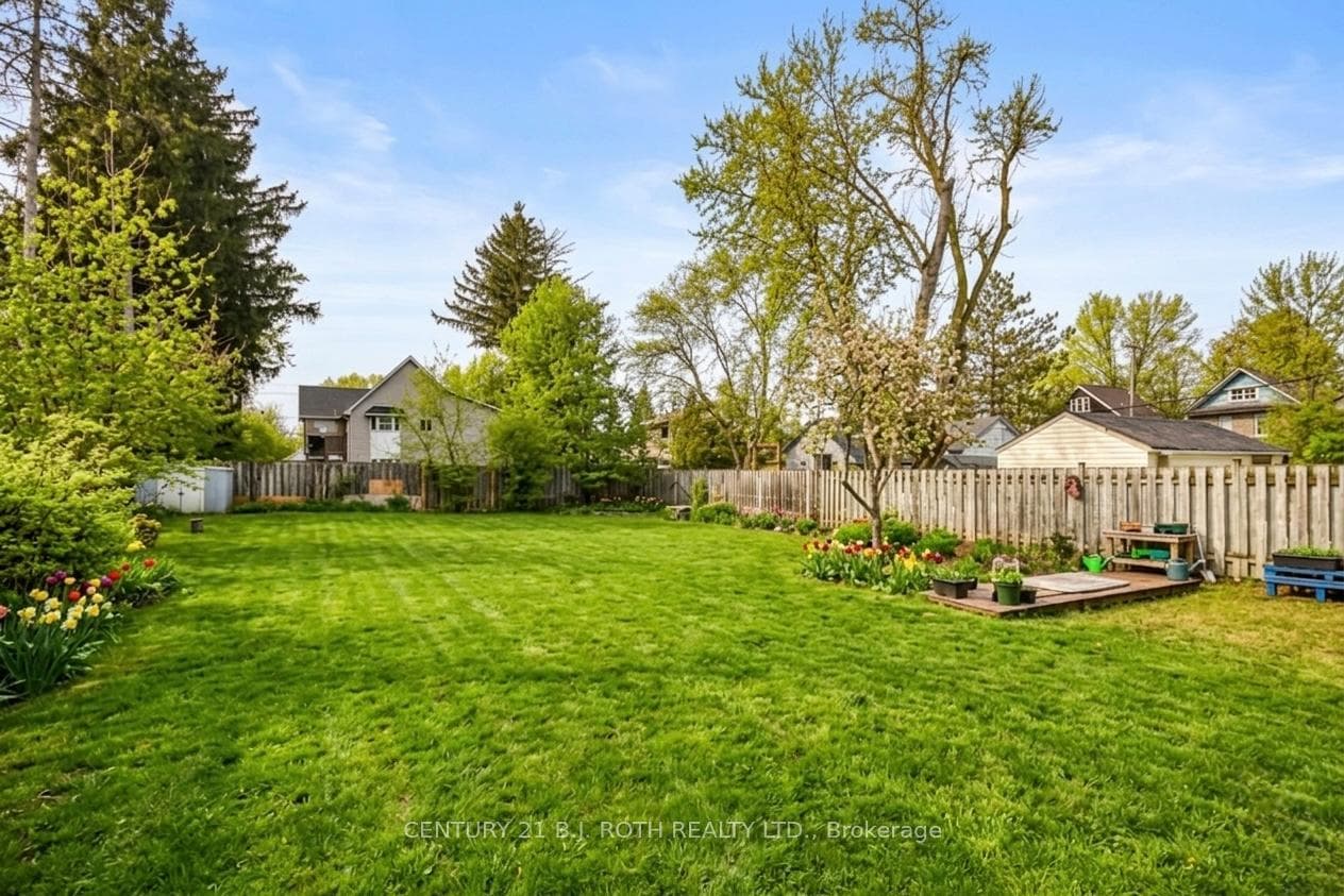 44 Sanford Street photo 2