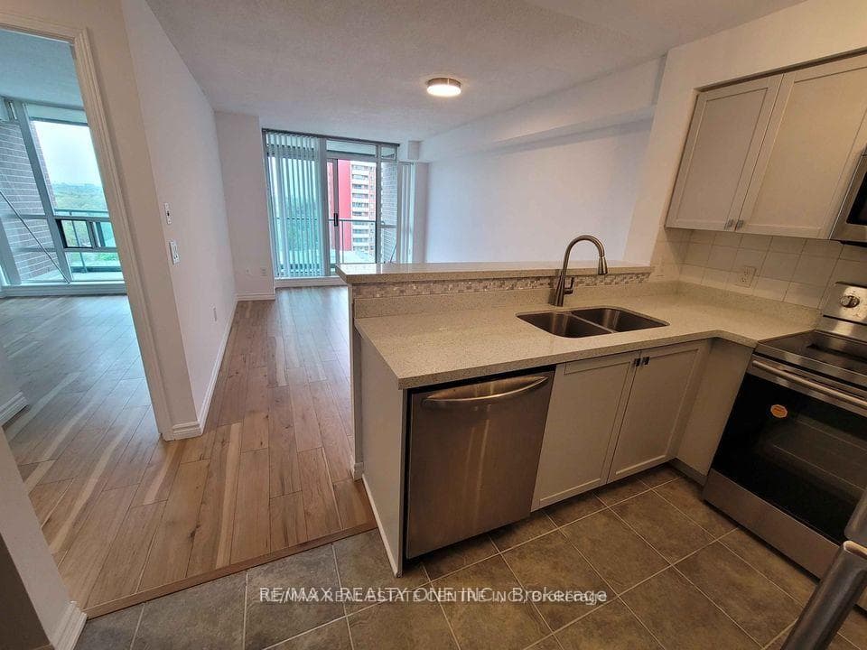 15 Michael Power Place Unit 1605 photo 2