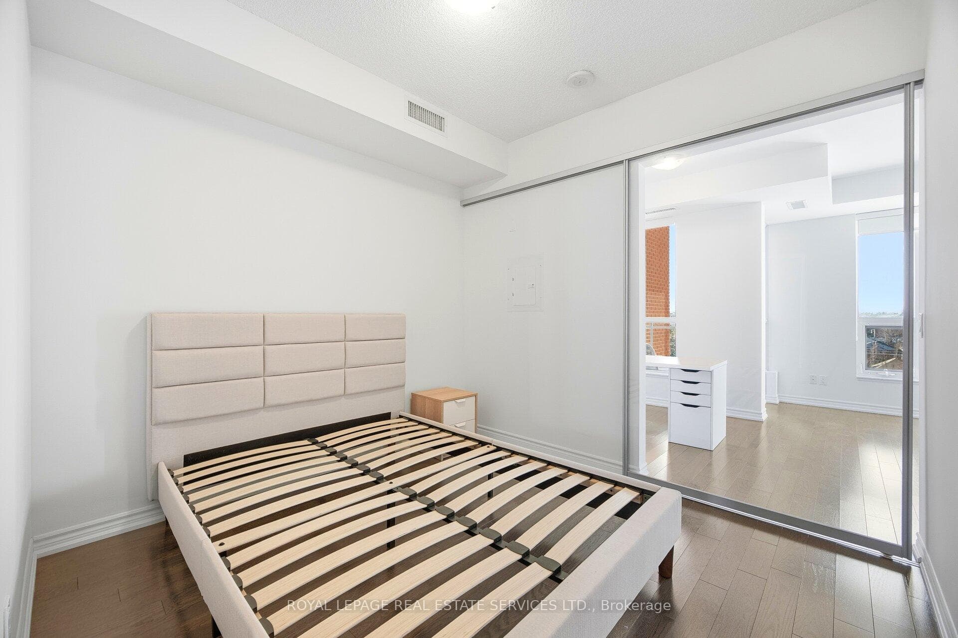23 Glebe Road Unit 602 photo 18