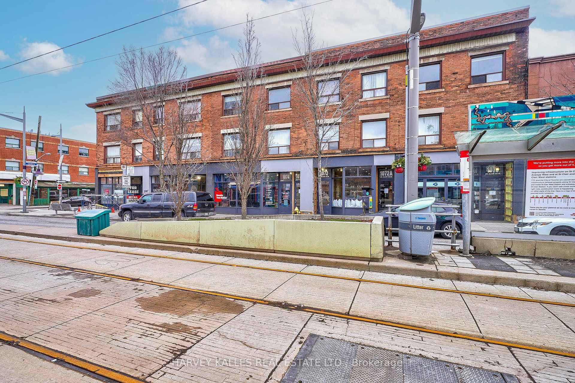 1074 St Clair Avenue Unit 4 photo 4