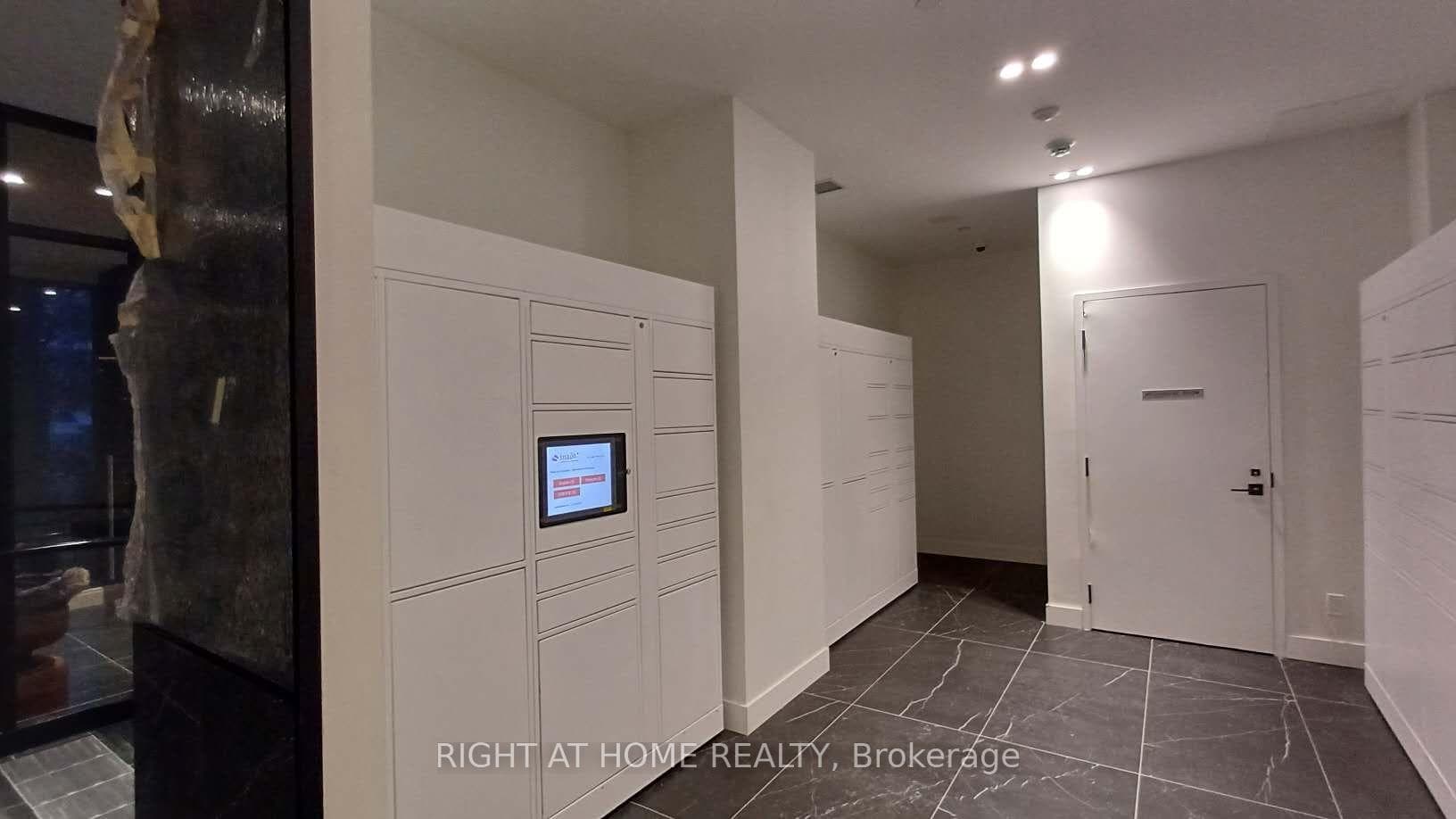 308 JARVIS Street Unit 516-P photo 14