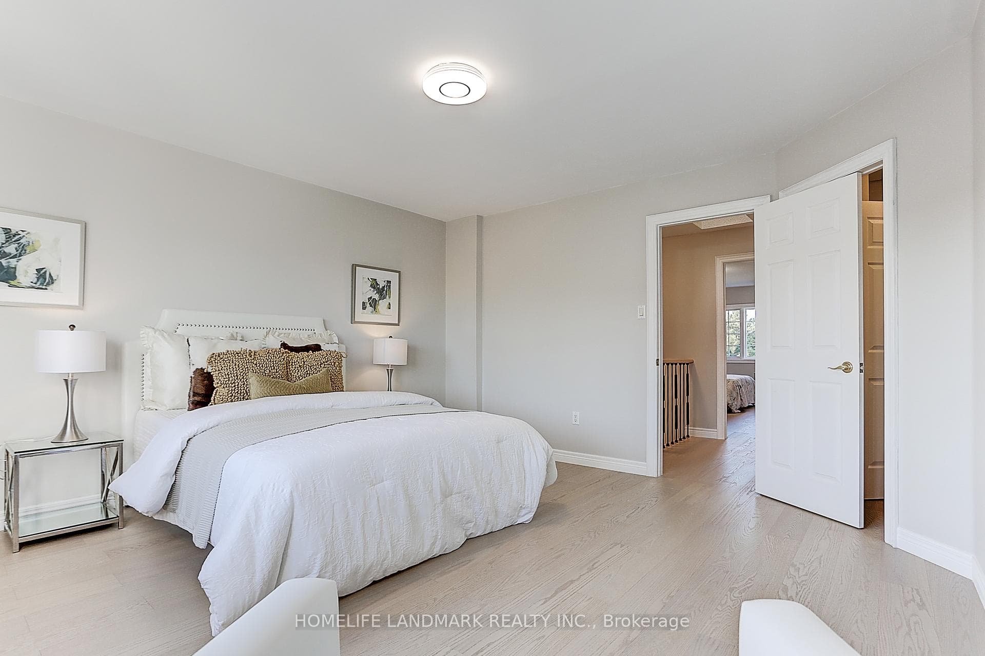 419 Bantry Avenue photo 33