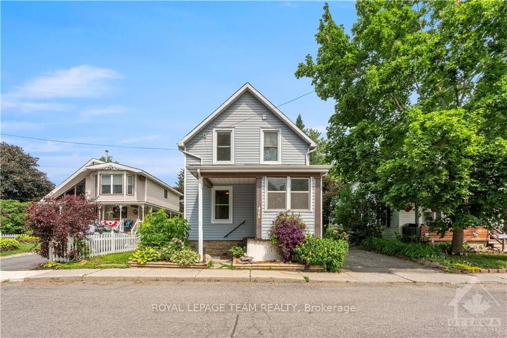 488 CLARENCE Street photo 2