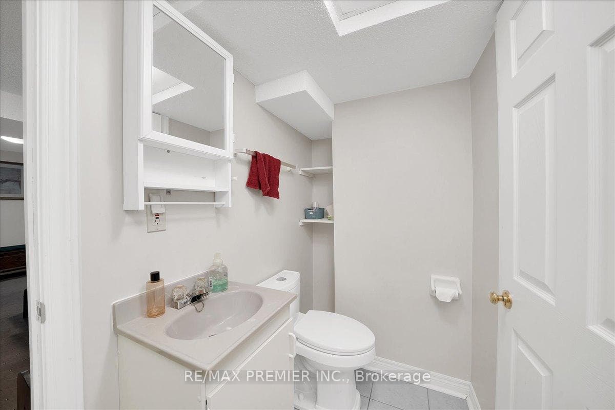 17 Berrydown Drive photo 33