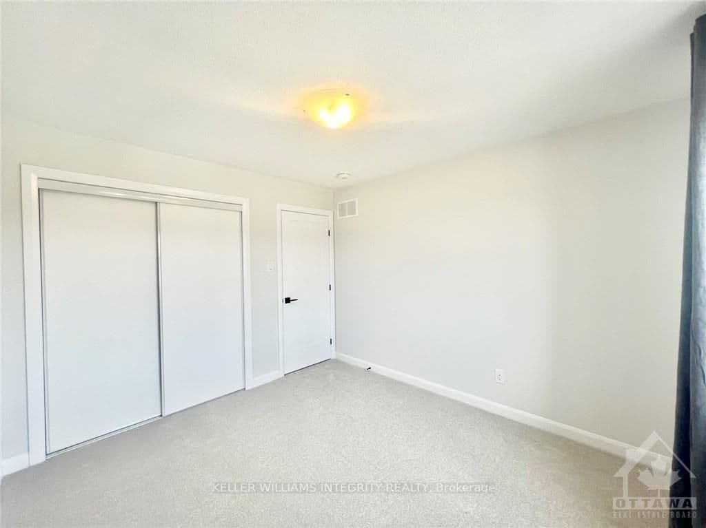 88 OSLER Street photo 24