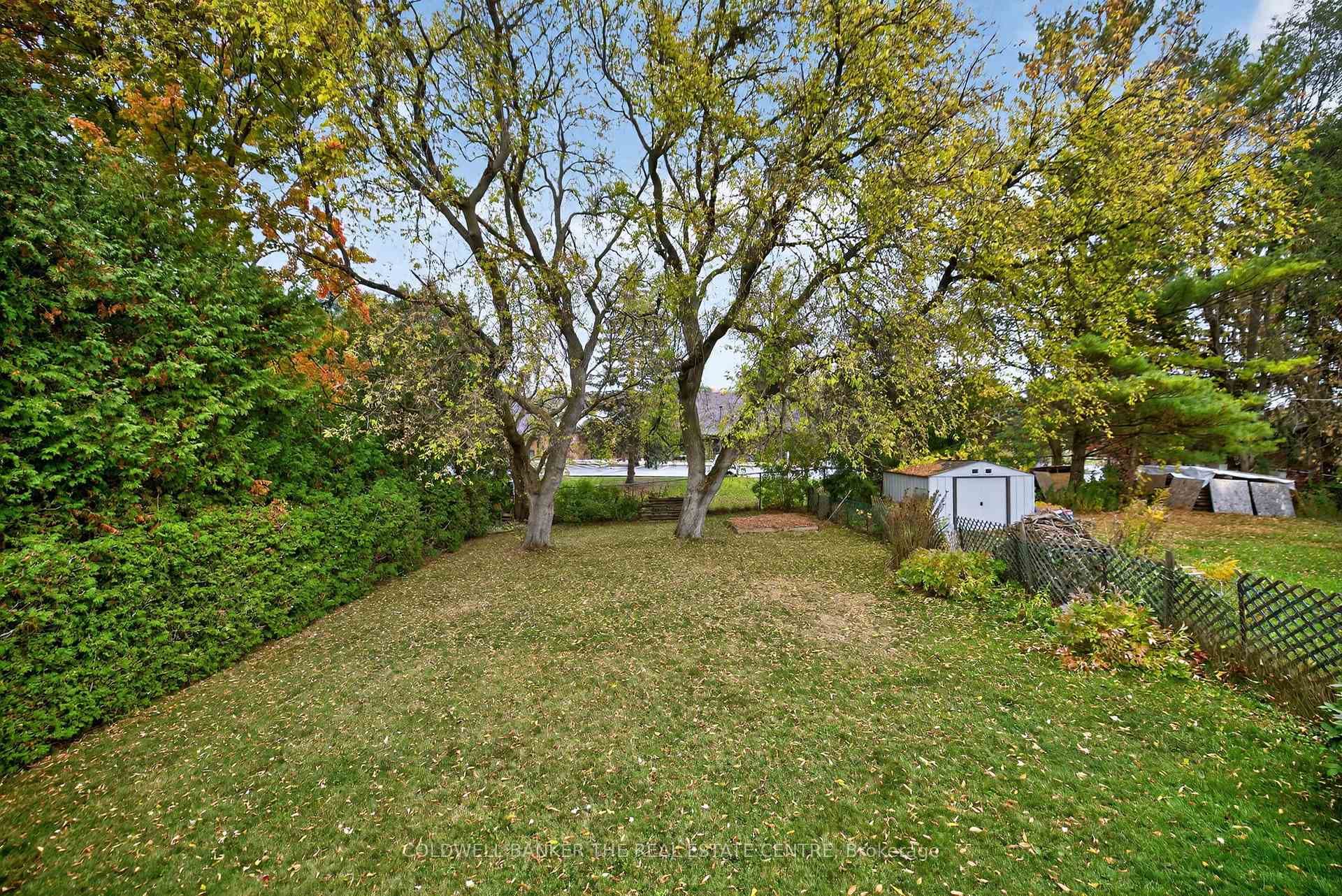 275 Maple Street photo 22
