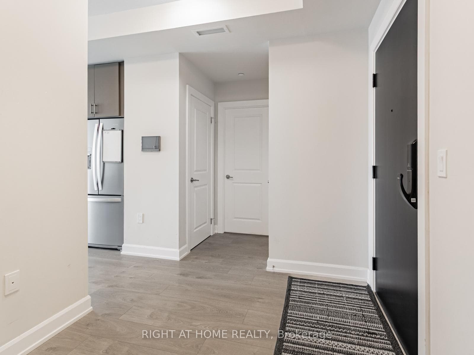3200 William Coltson Avenue Unit 413 photo 5