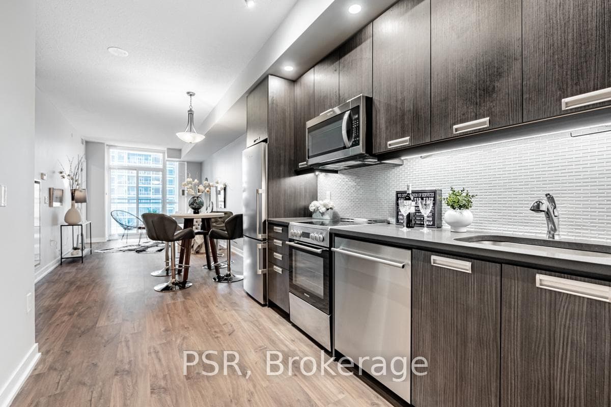 99 John Street Unit 2105 photo 4