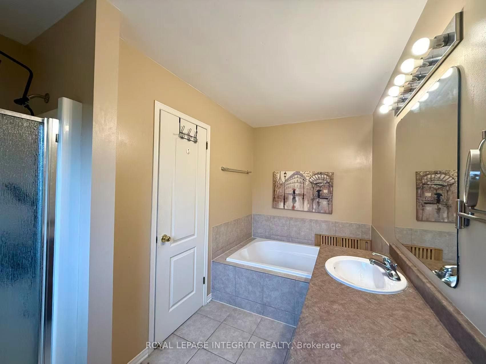 3 IPSWICH Terrace photo 9