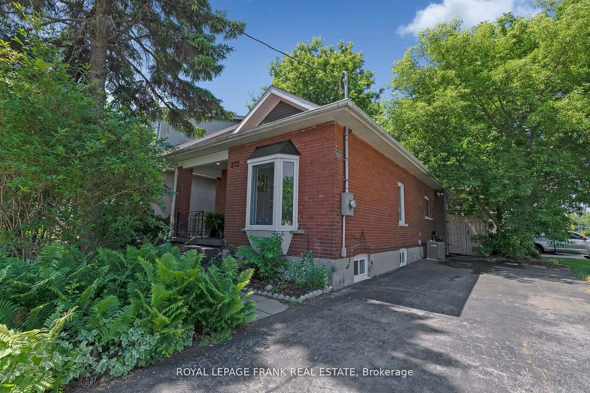 272 Burk Street photo 1