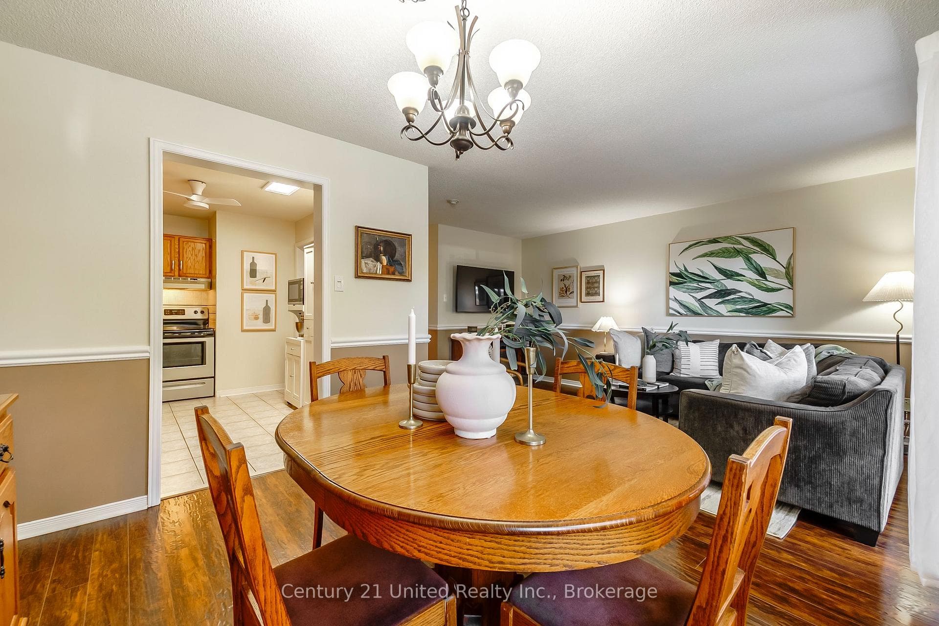 36 Champlain Crescent Unit 15 photo 11