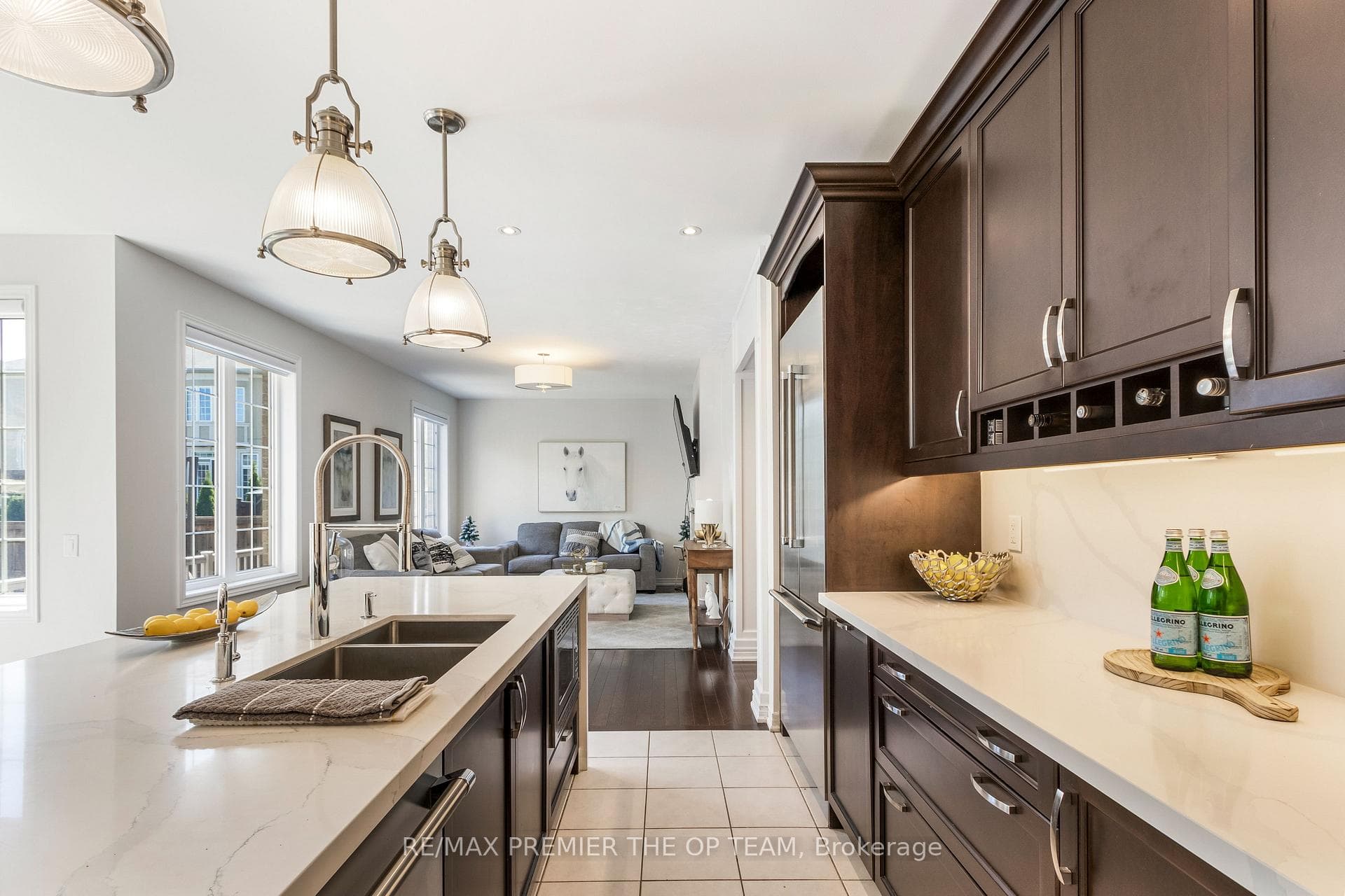 92 Glenheron Crescent photo 6