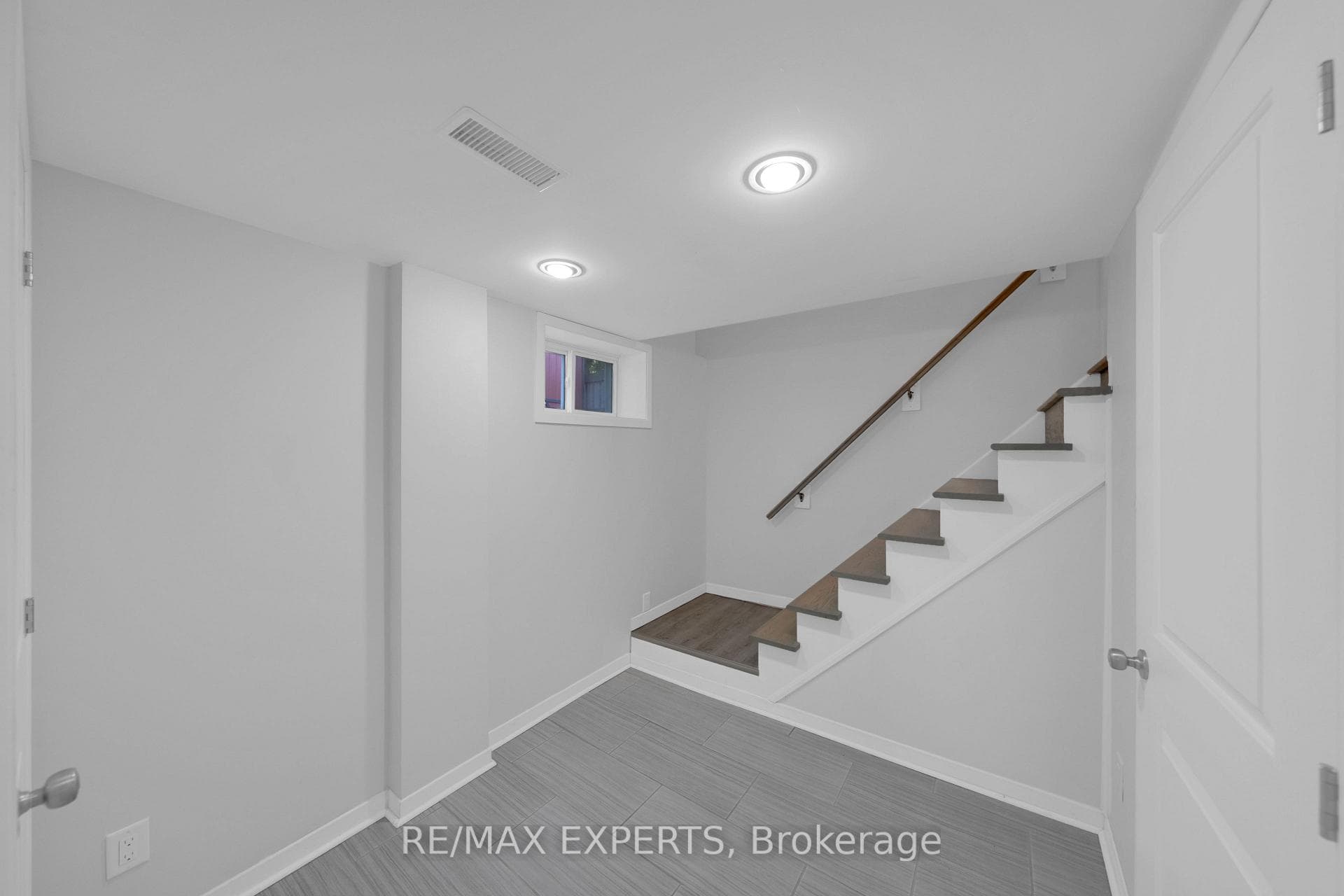 87 Eugenia Street Unit LOWER photo 7