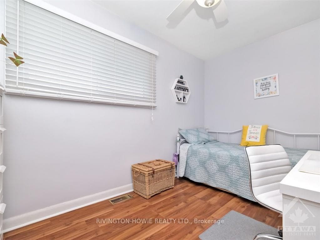 93 JASPER Avenue photo 20