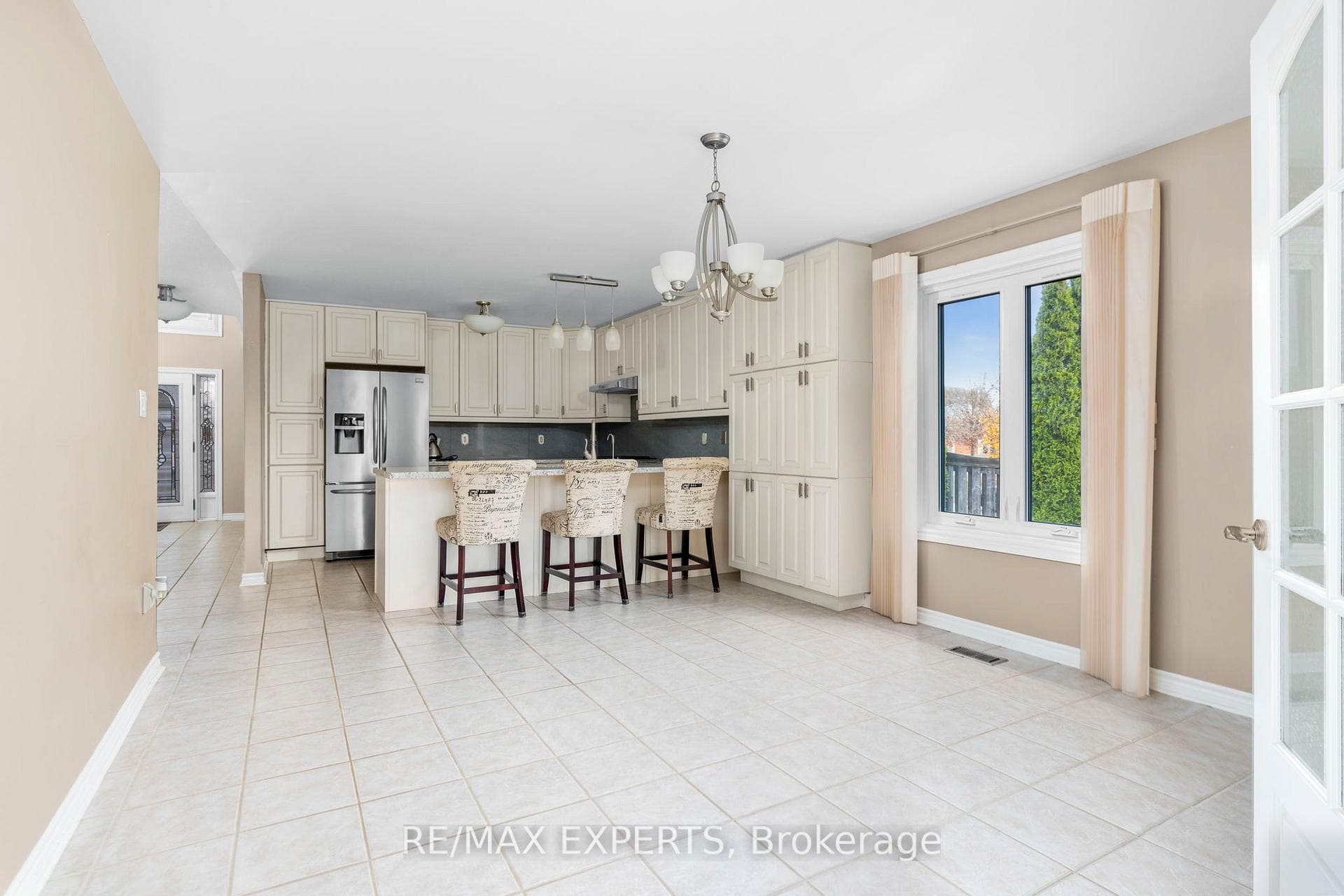 645 Glen Cedar Crescent photo 17