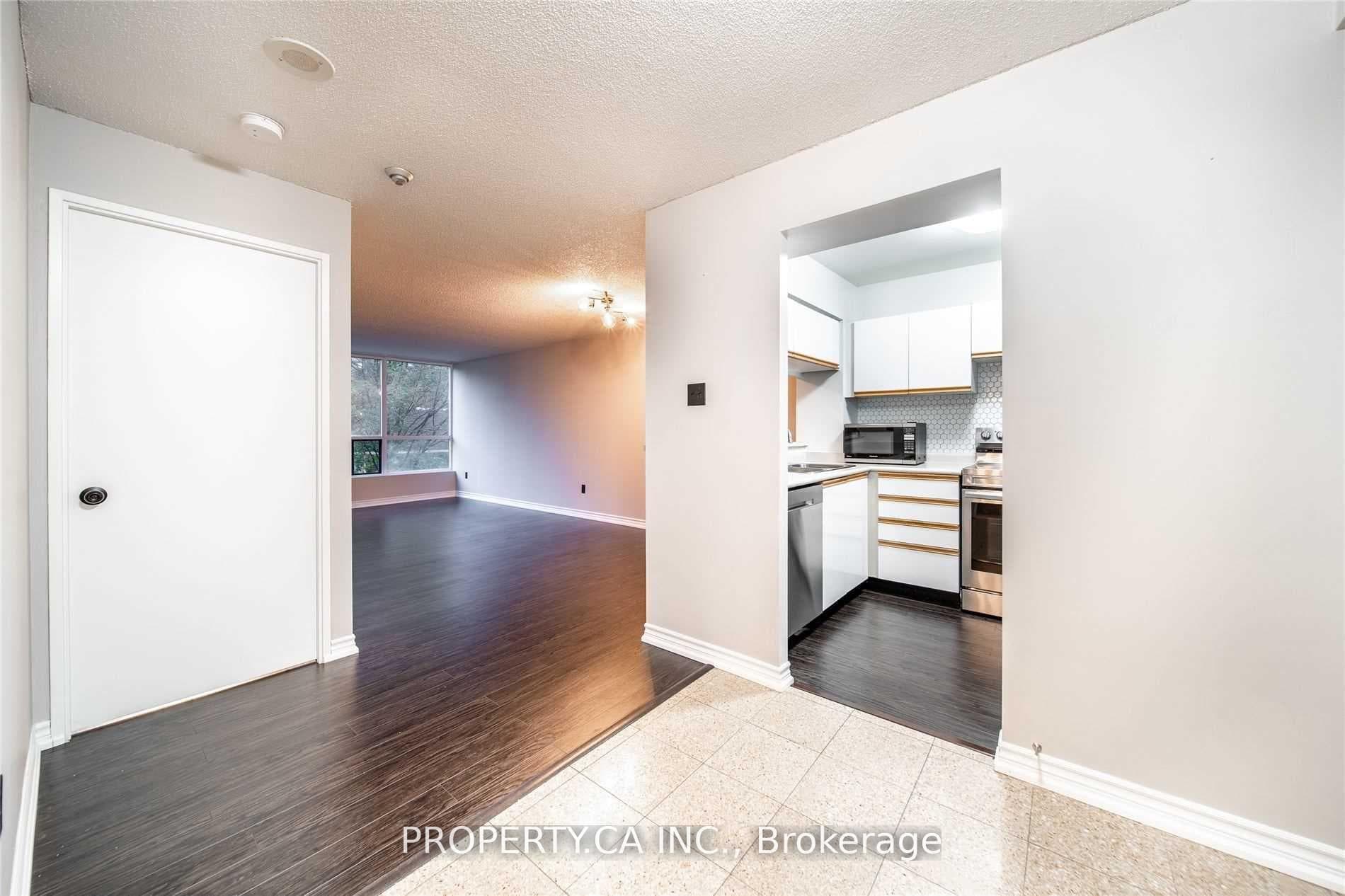3050 Ellesmere Road Unit 416 photo 8