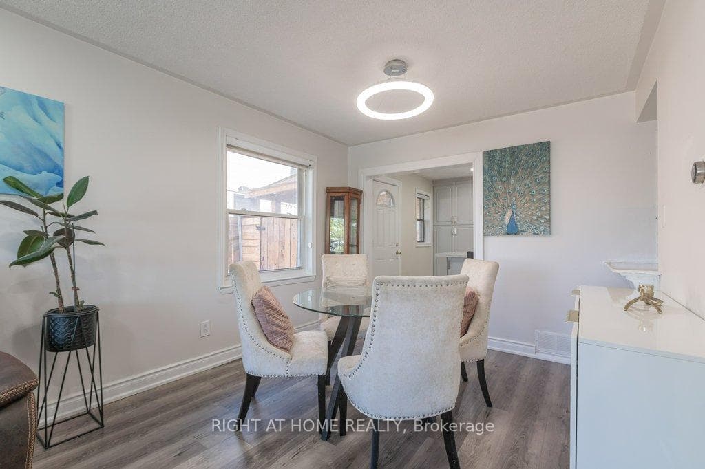4 Fennimore Crescent photo 7